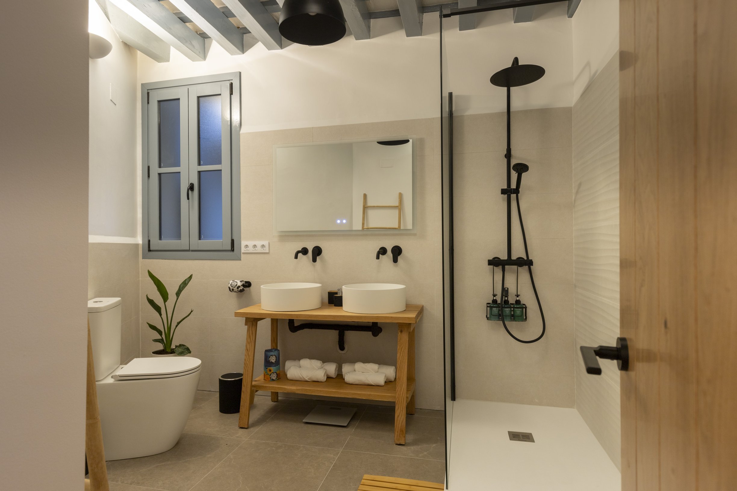 Andaluz Homes