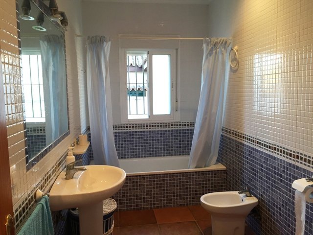 Andaluz Homes