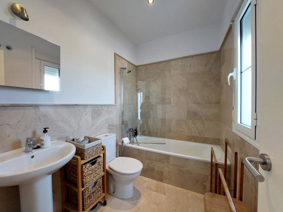 Andaluz Homes