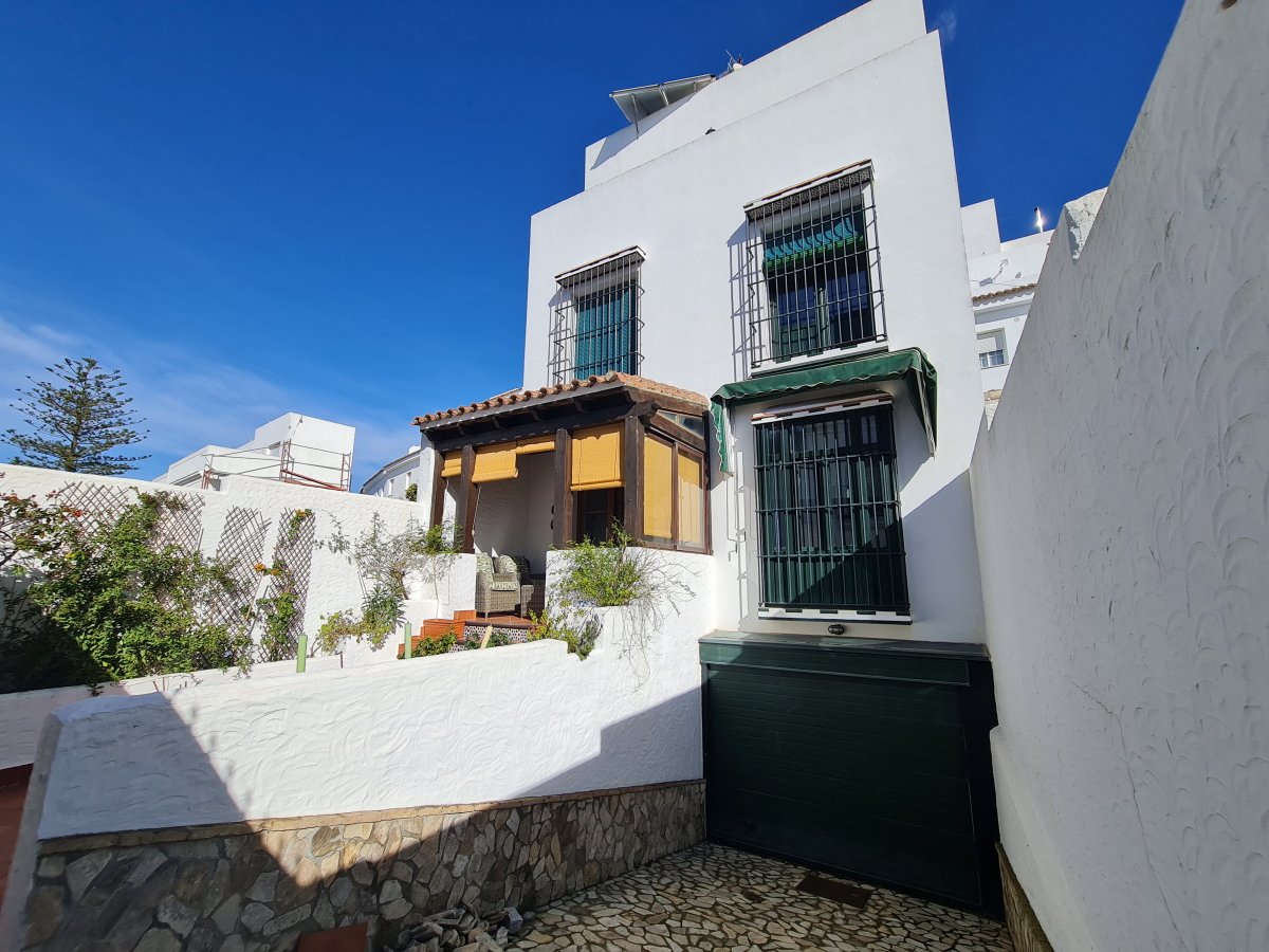 Andaluz Homes