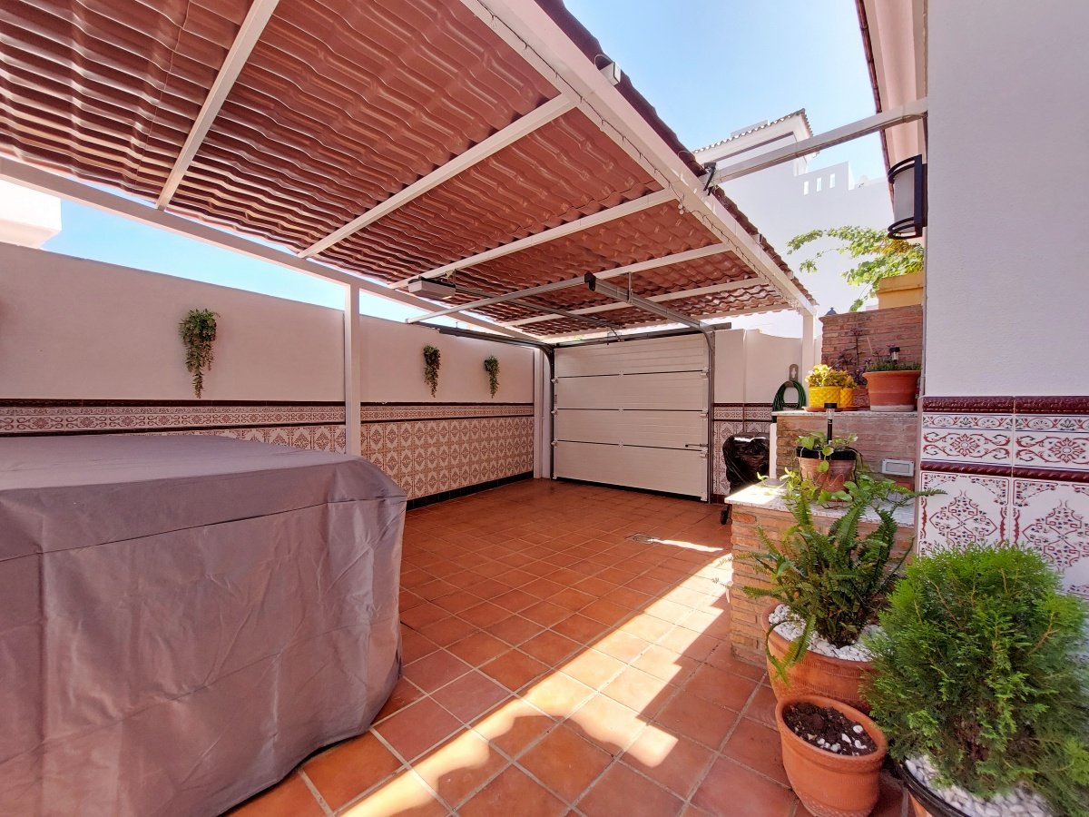 Andaluz Homes