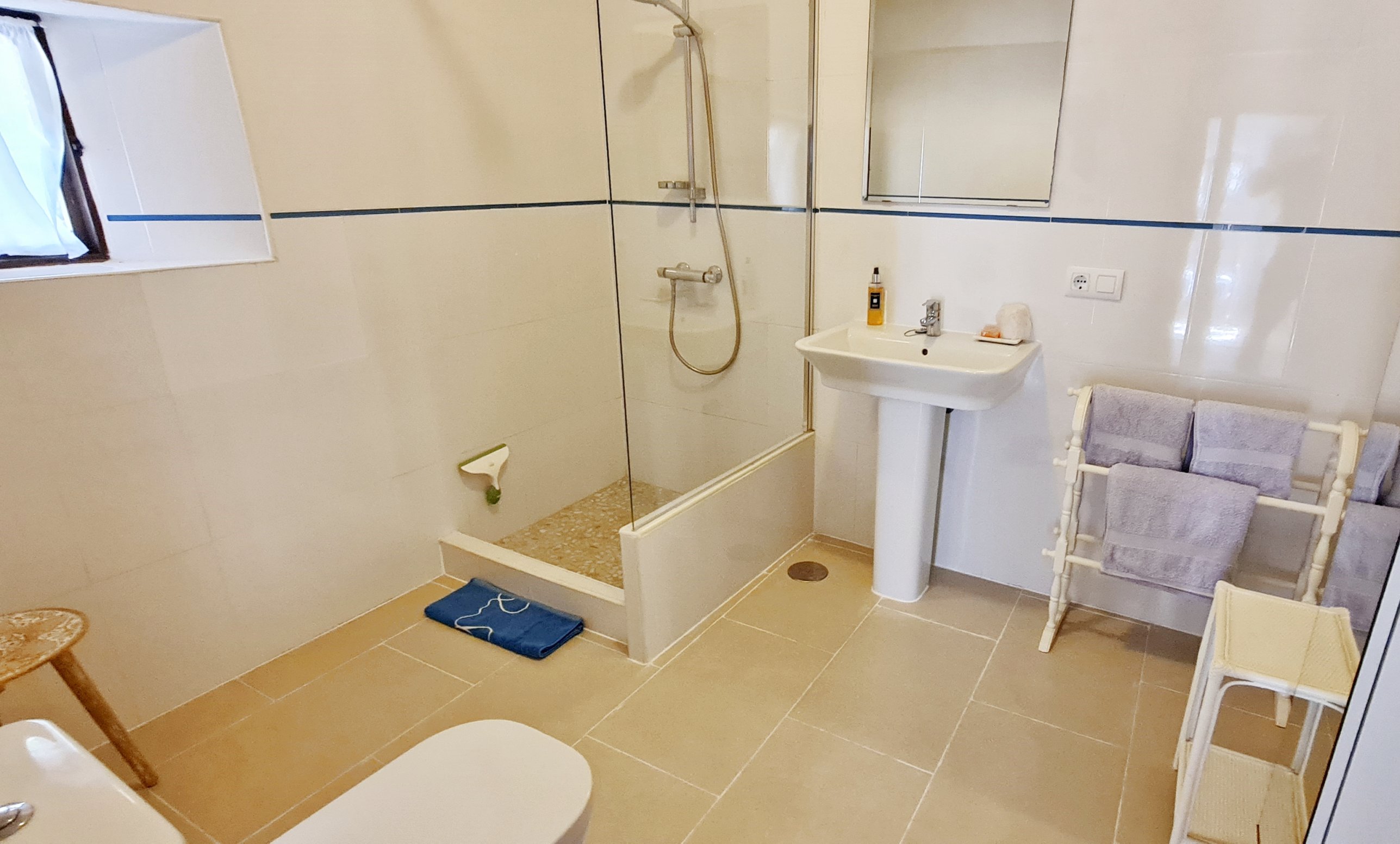 Andaluz Homes