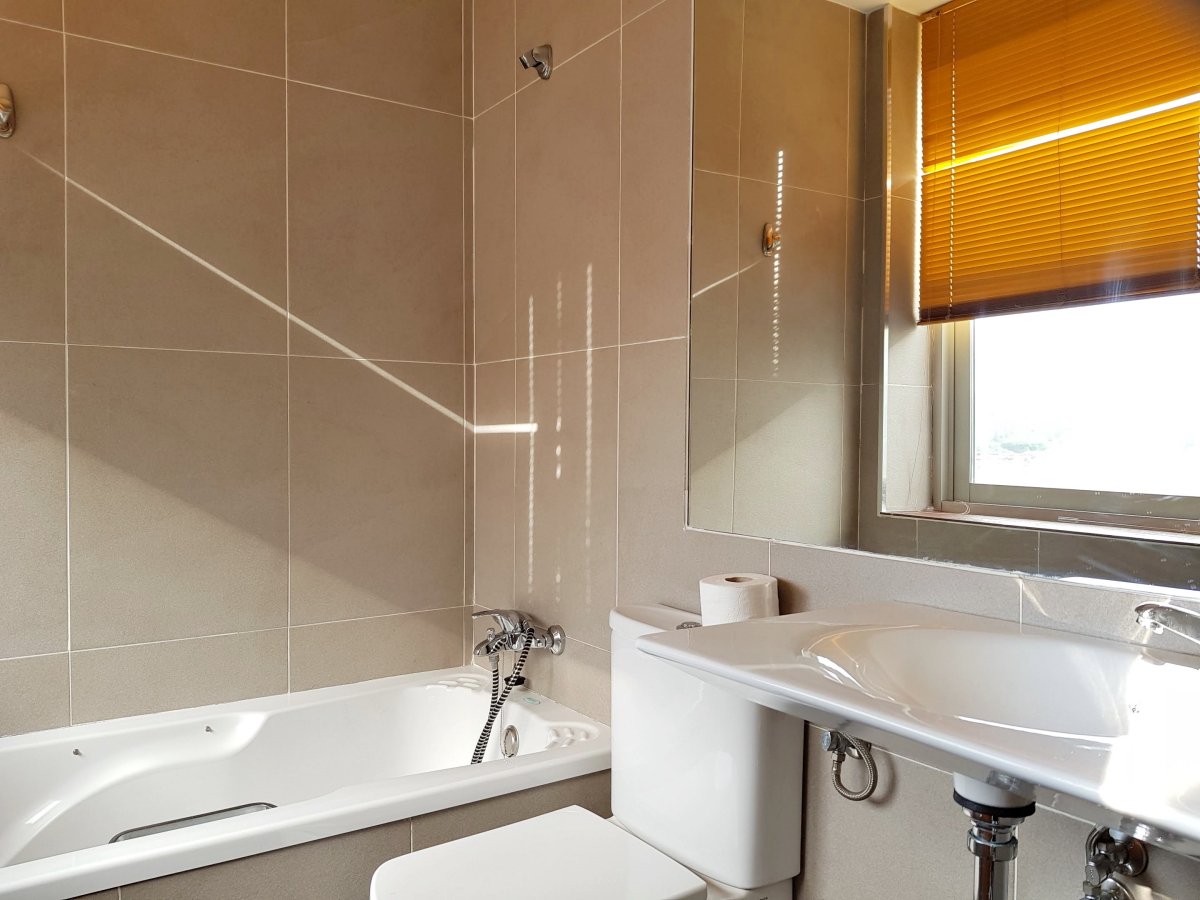 Andaluz Homes