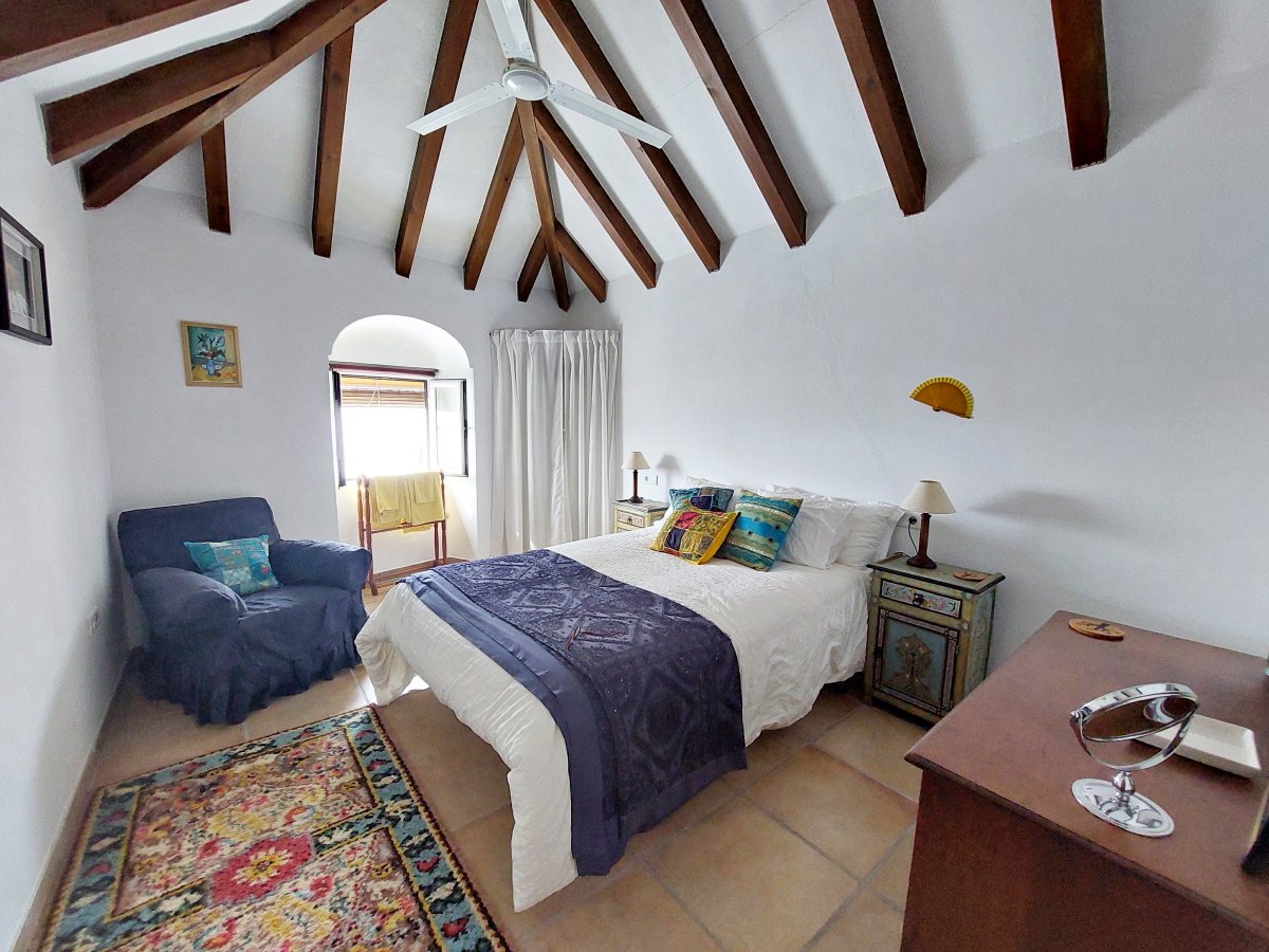 Andaluz Homes