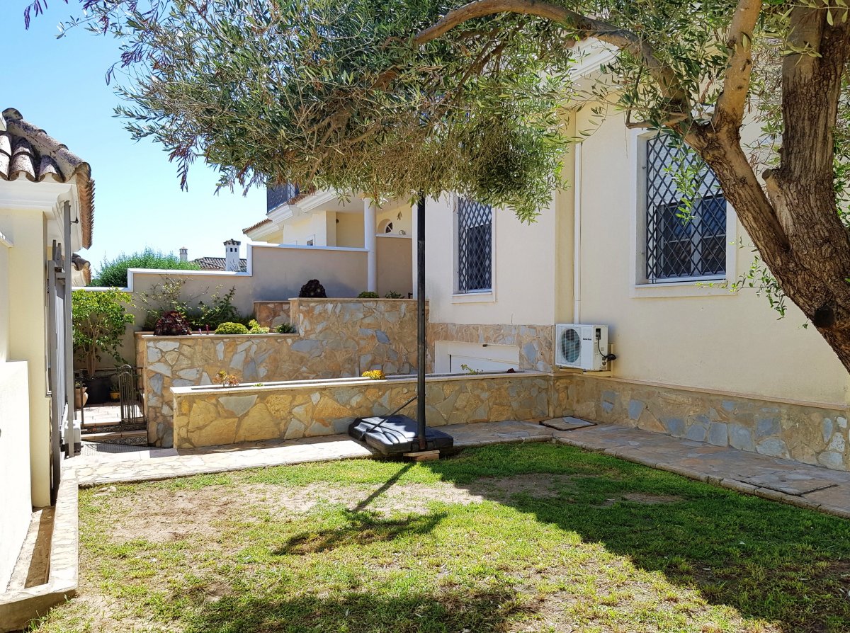 Andaluz Homes