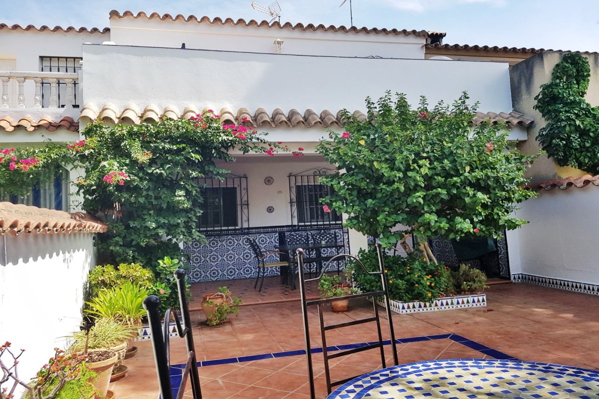Andaluz Homes