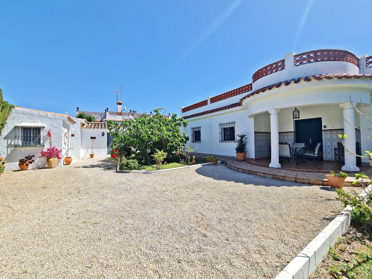 Andaluz Homes