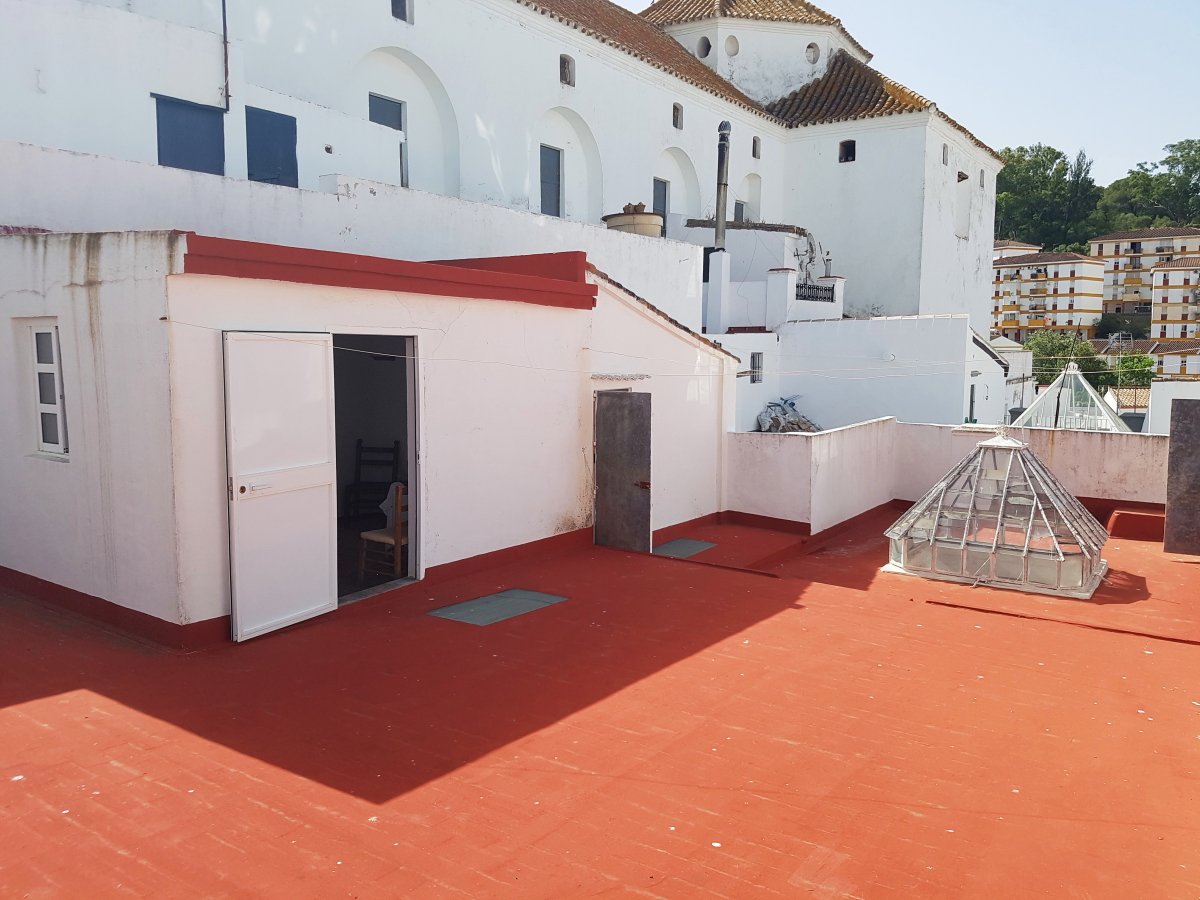 Andaluz Homes