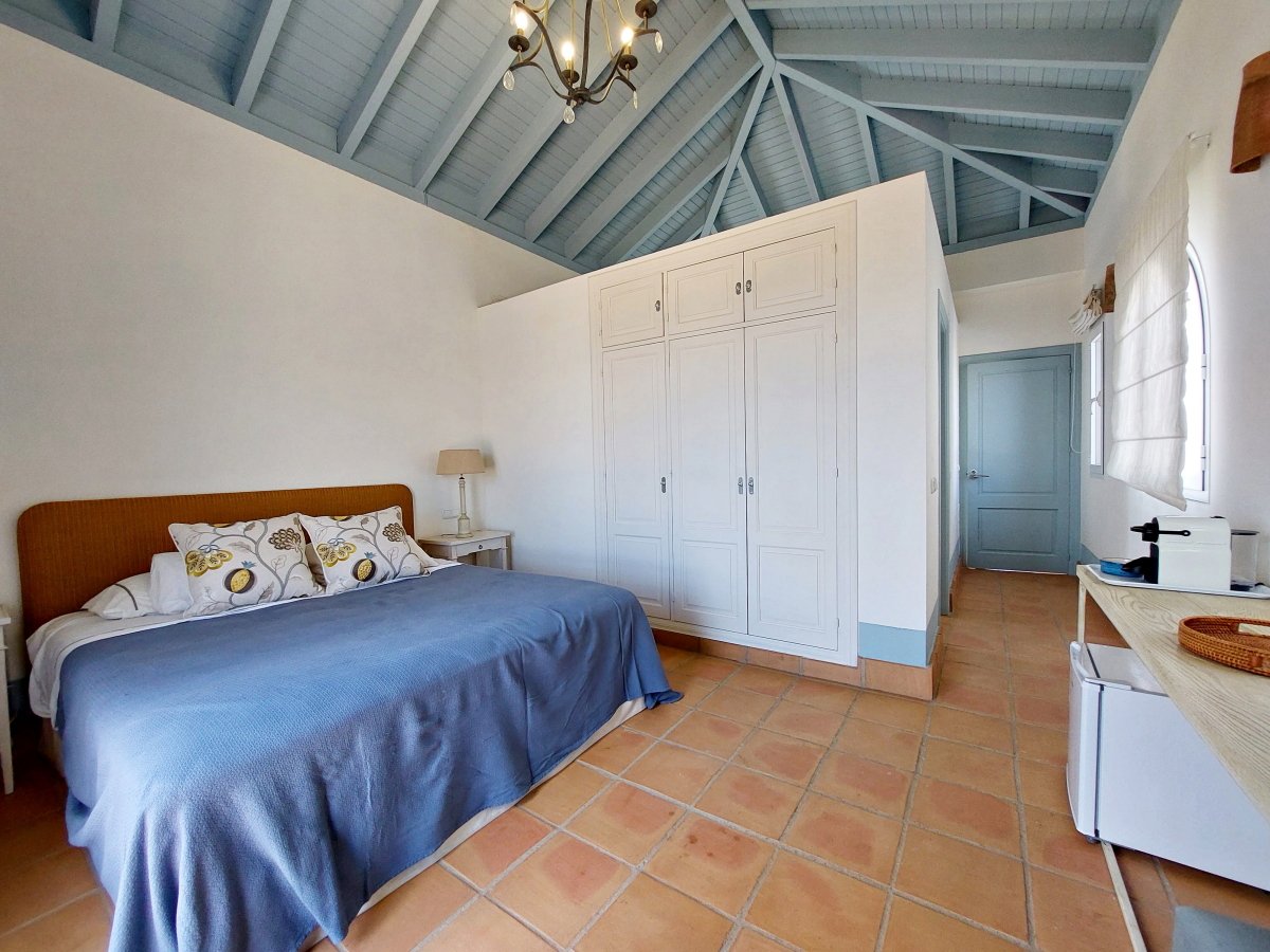 Andaluz Homes