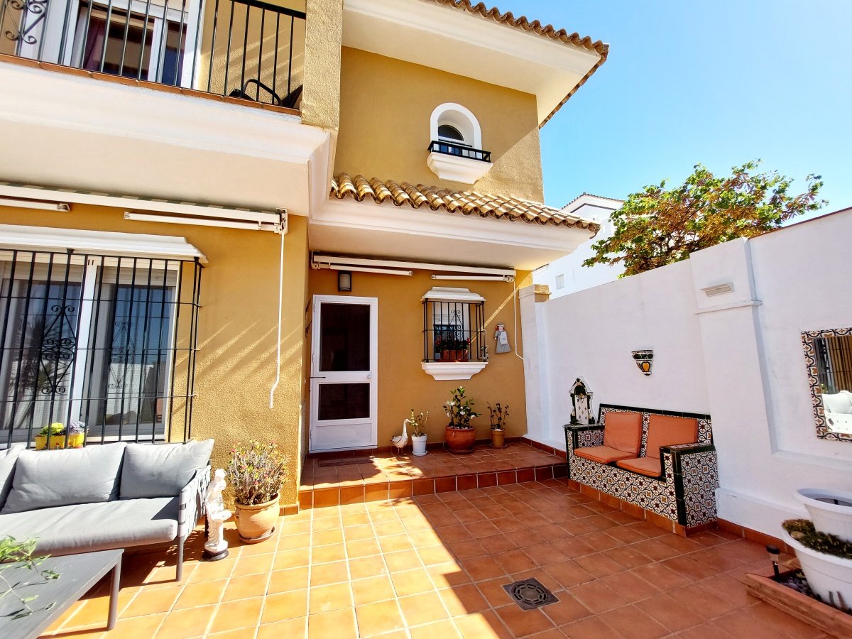 Andaluz Homes