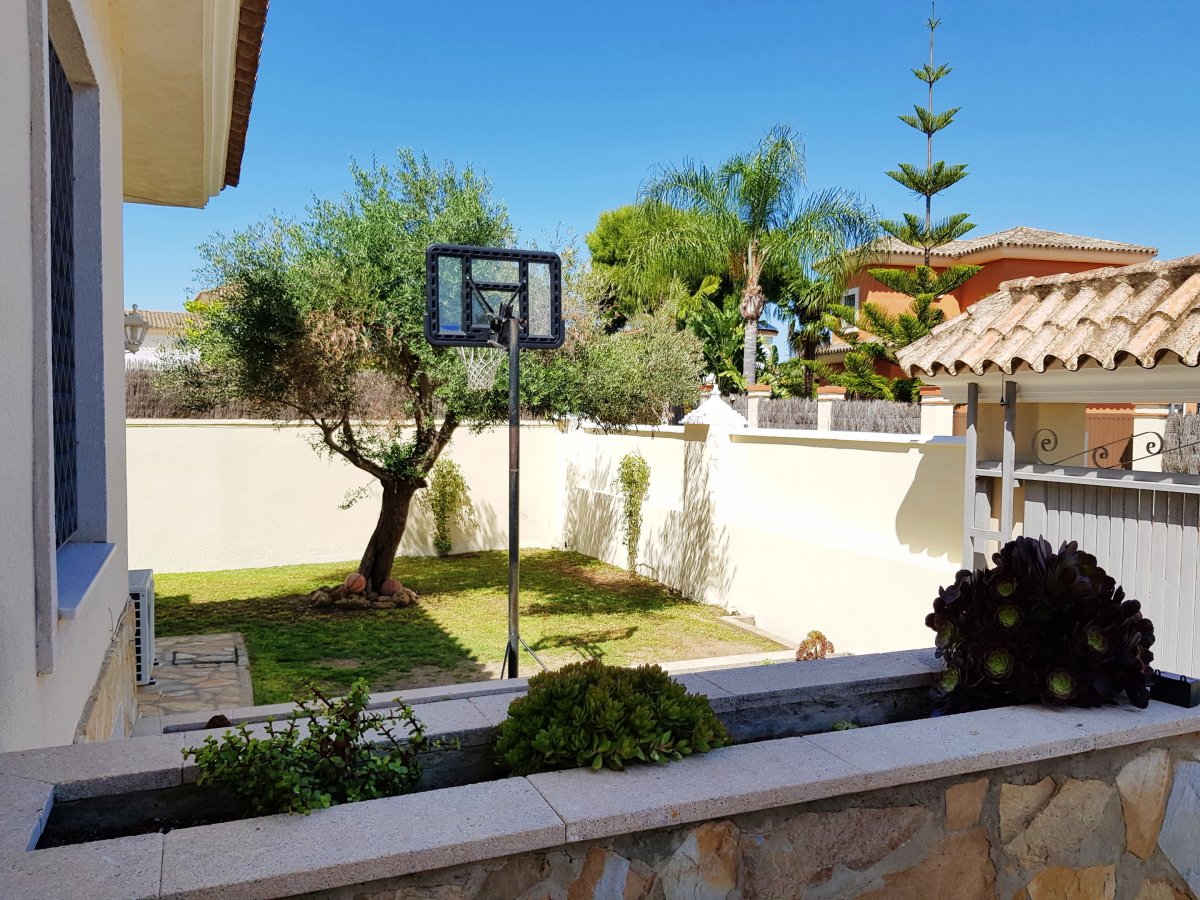Andaluz Homes