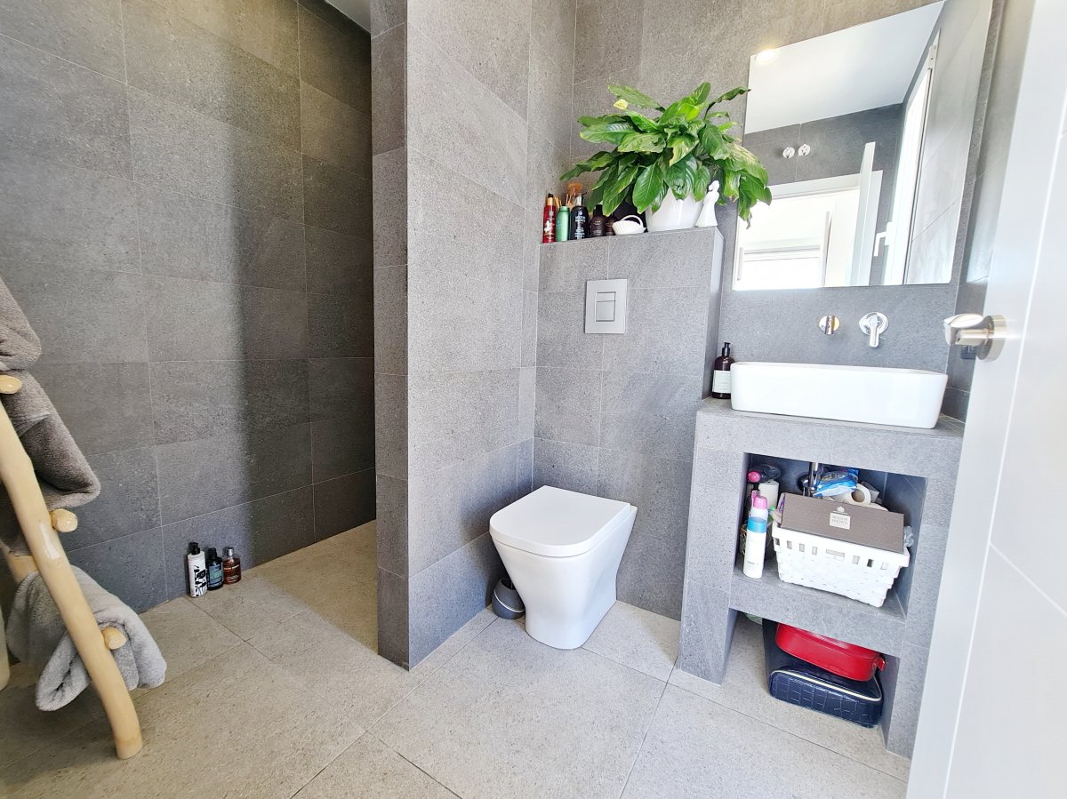 Andaluz Homes