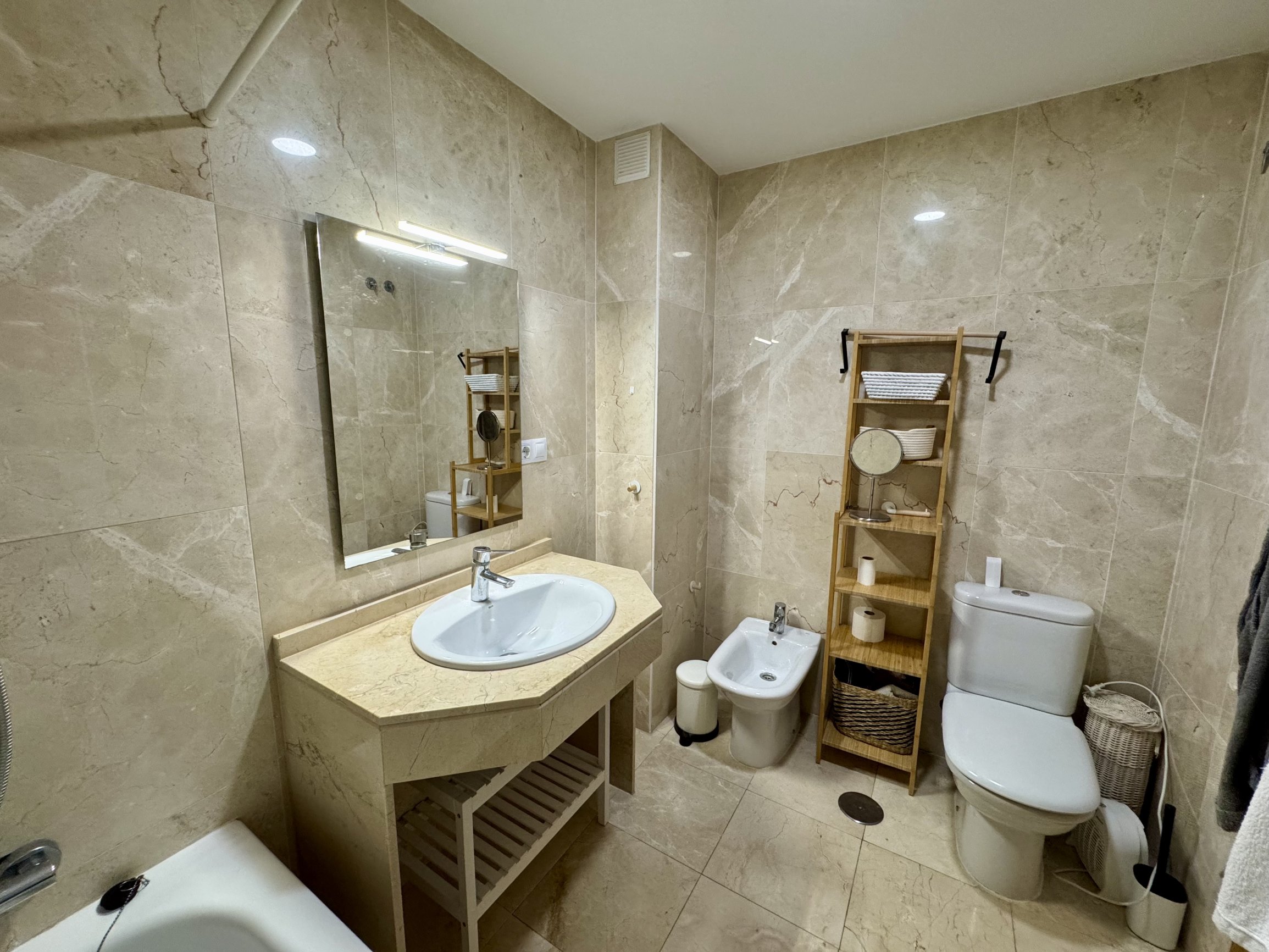 Andaluz Homes