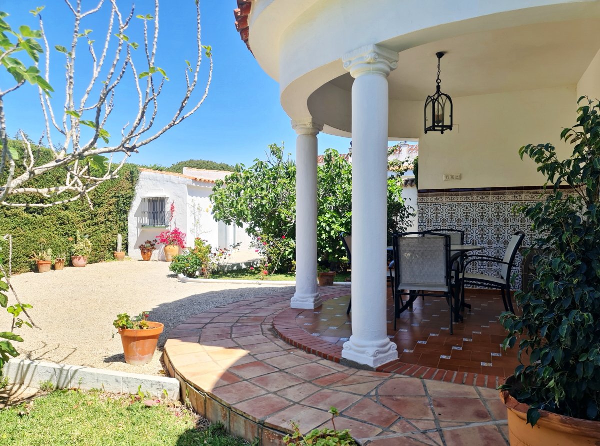 Andaluz Homes