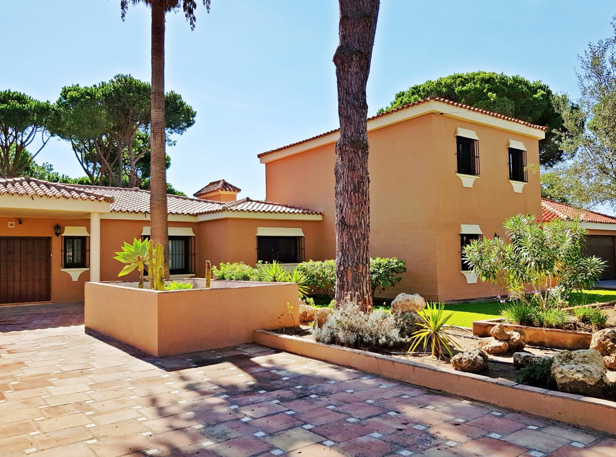 Andaluz Homes
