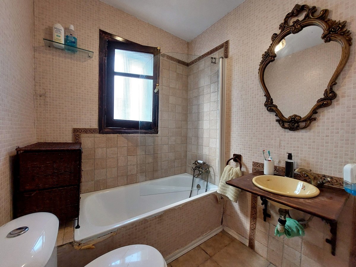 Andaluz Homes