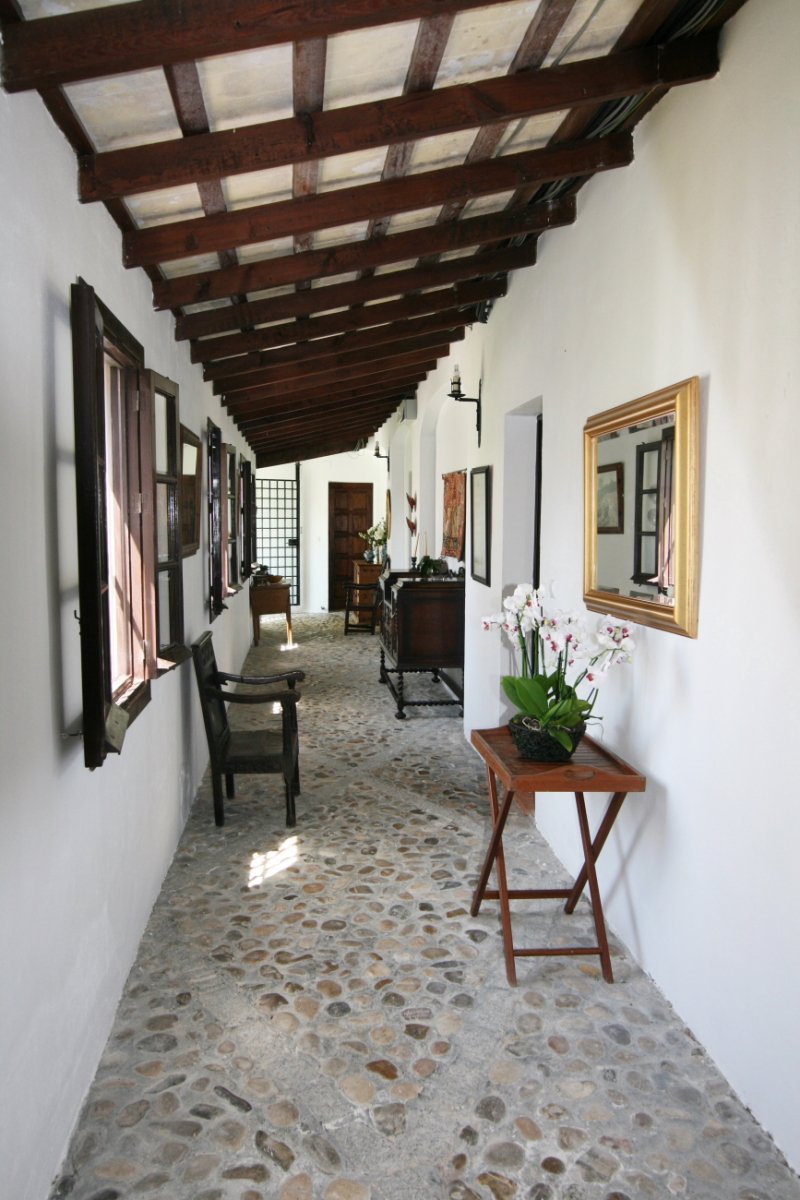 Andaluz Homes