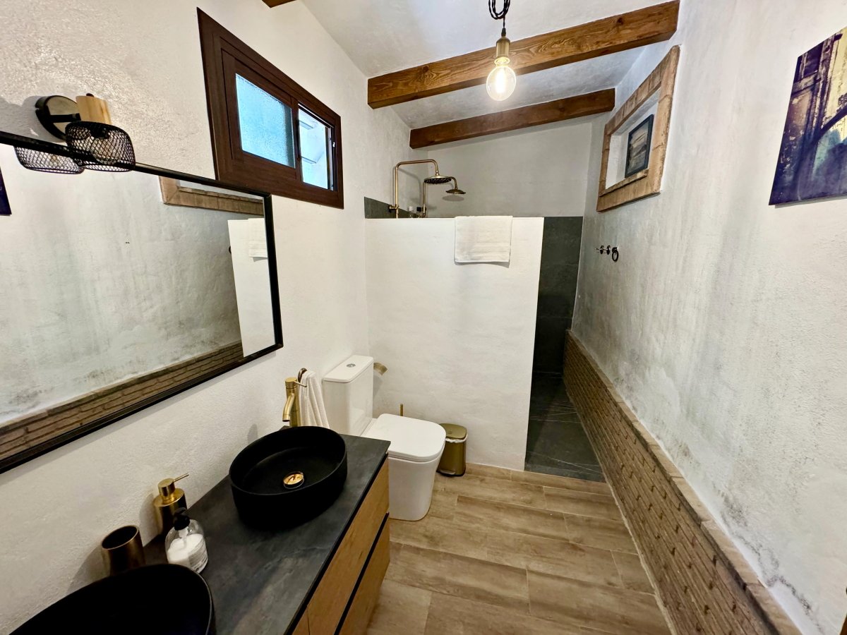 Andaluz Homes