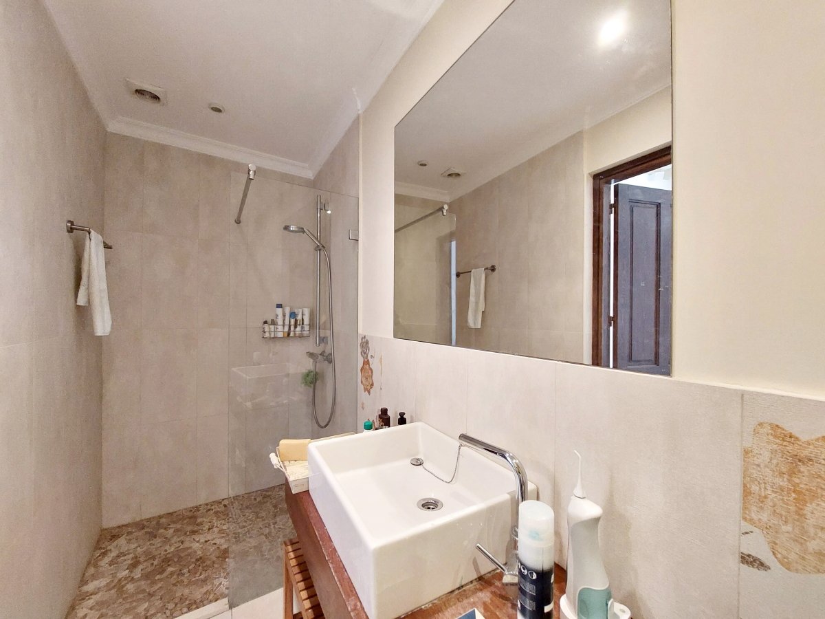 Andaluz Homes