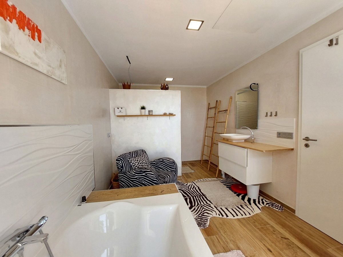 Andaluz Homes