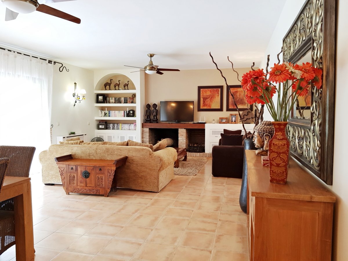 Andaluz Homes