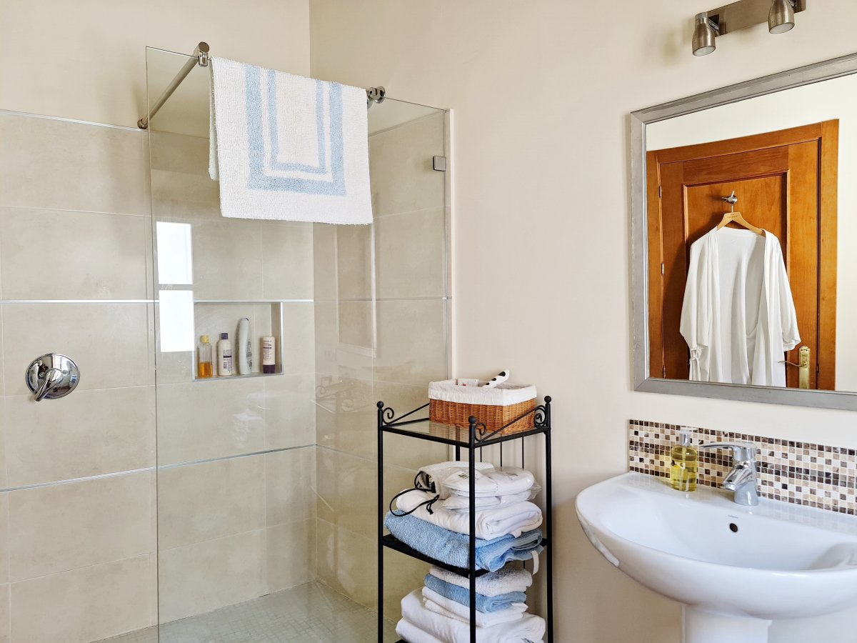 Andaluz Homes