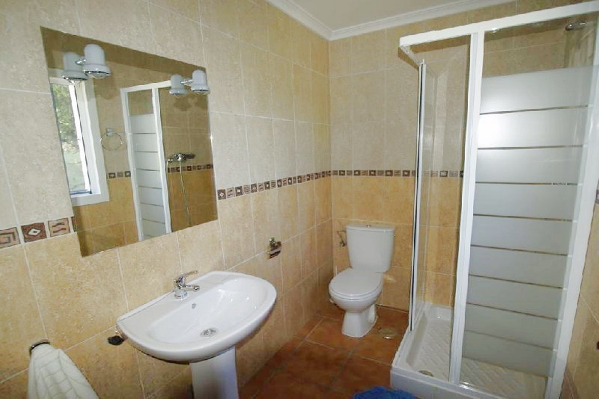 Andaluz Homes