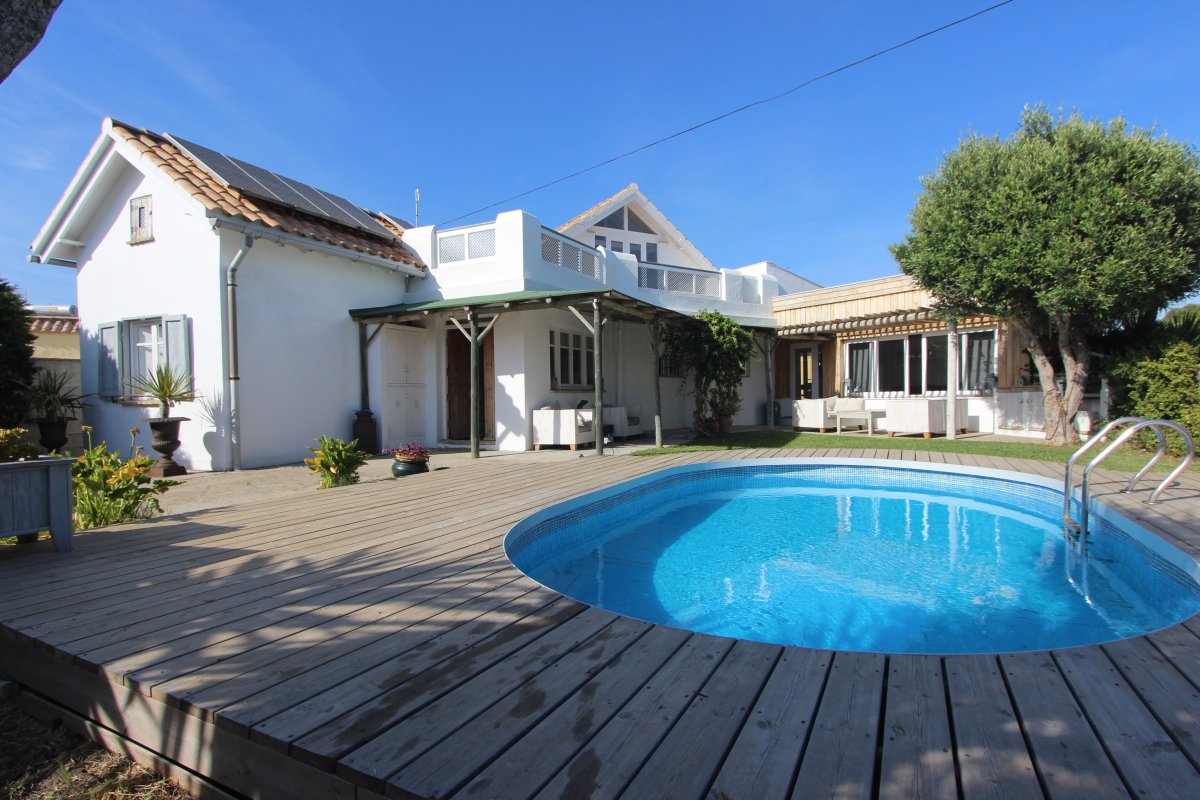 Andaluz Homes