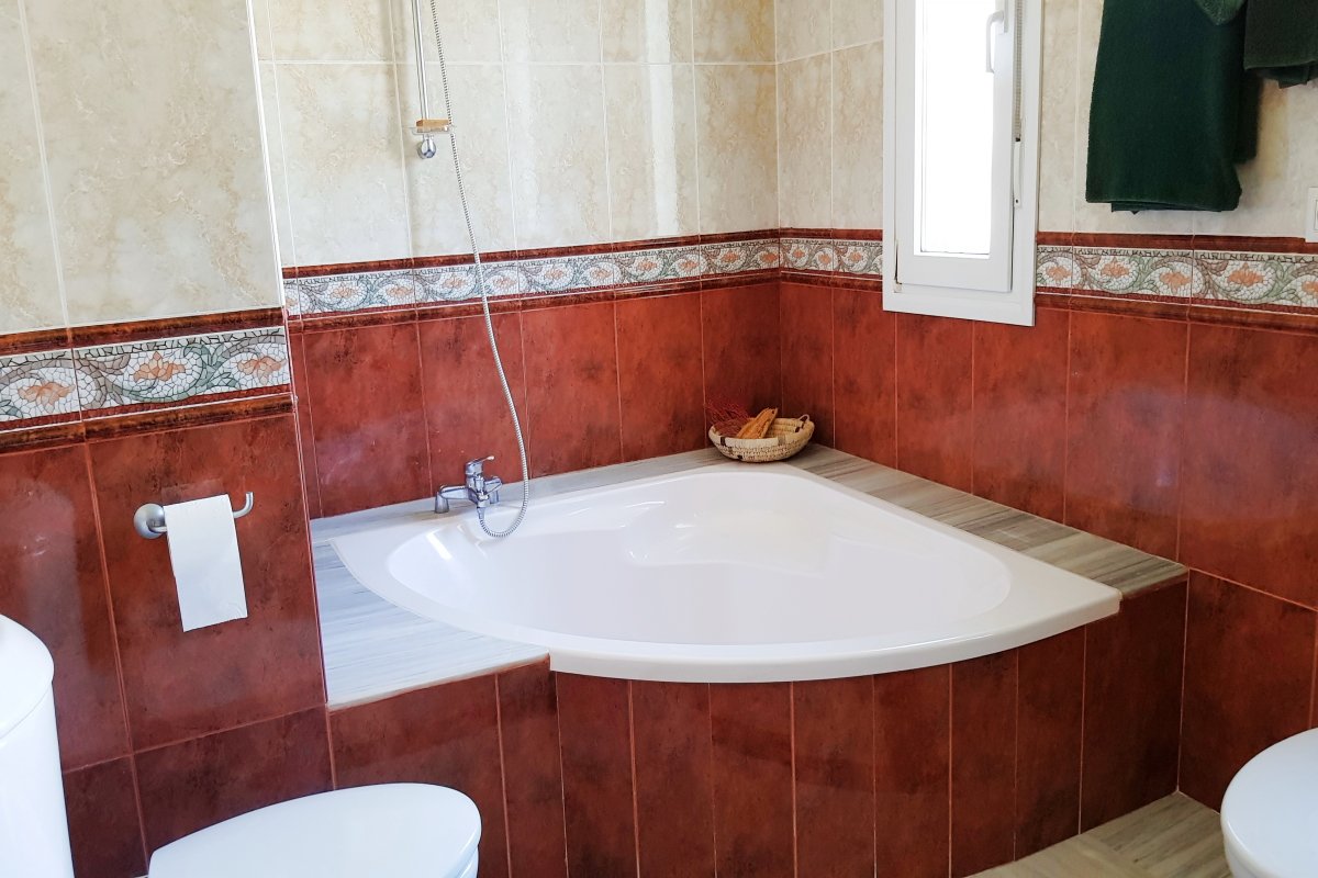 Andaluz Homes
