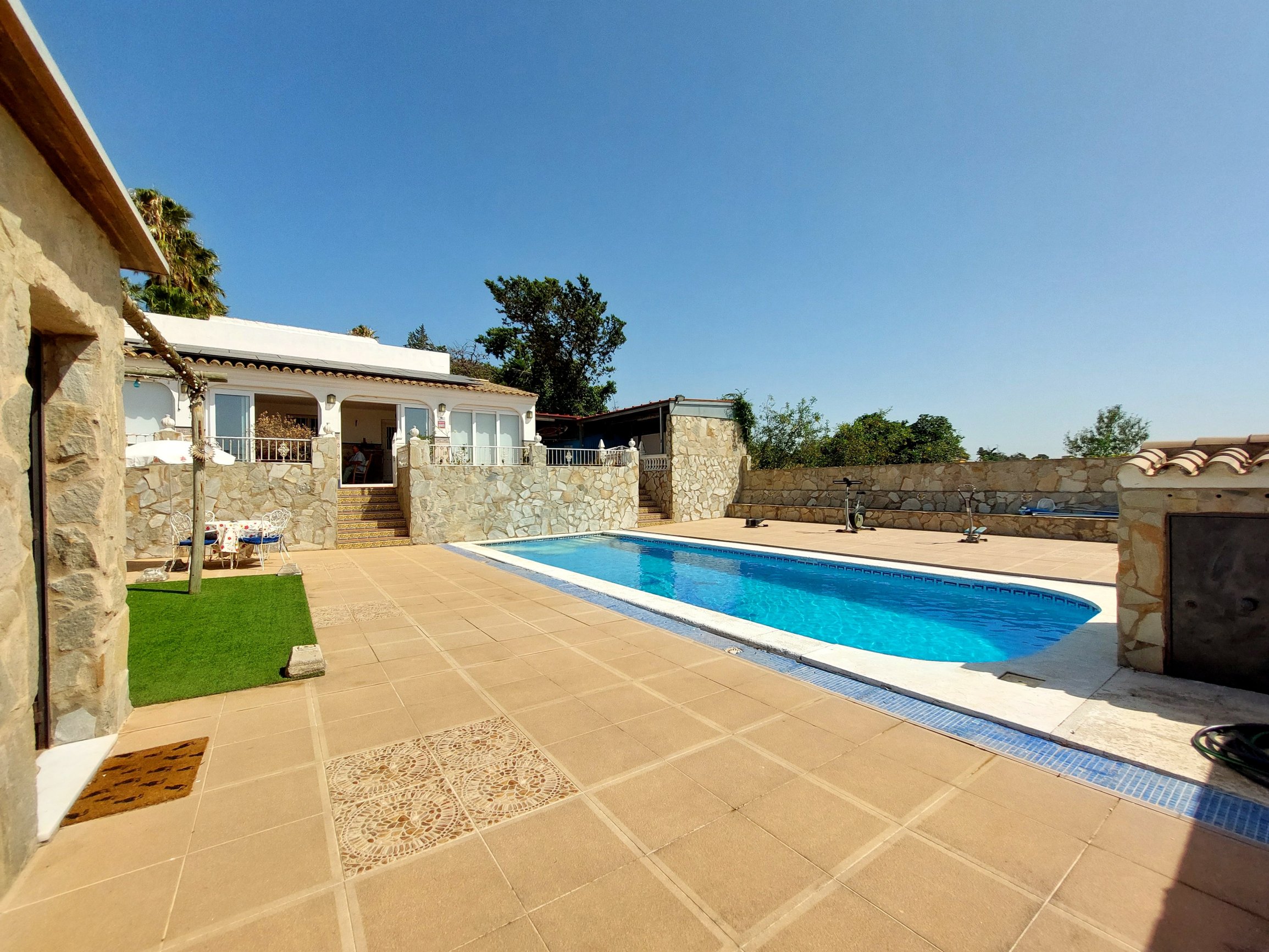 Andaluz Homes