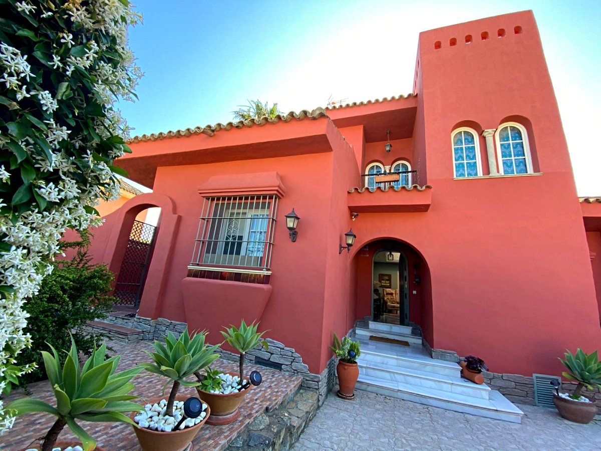 Andaluz Homes