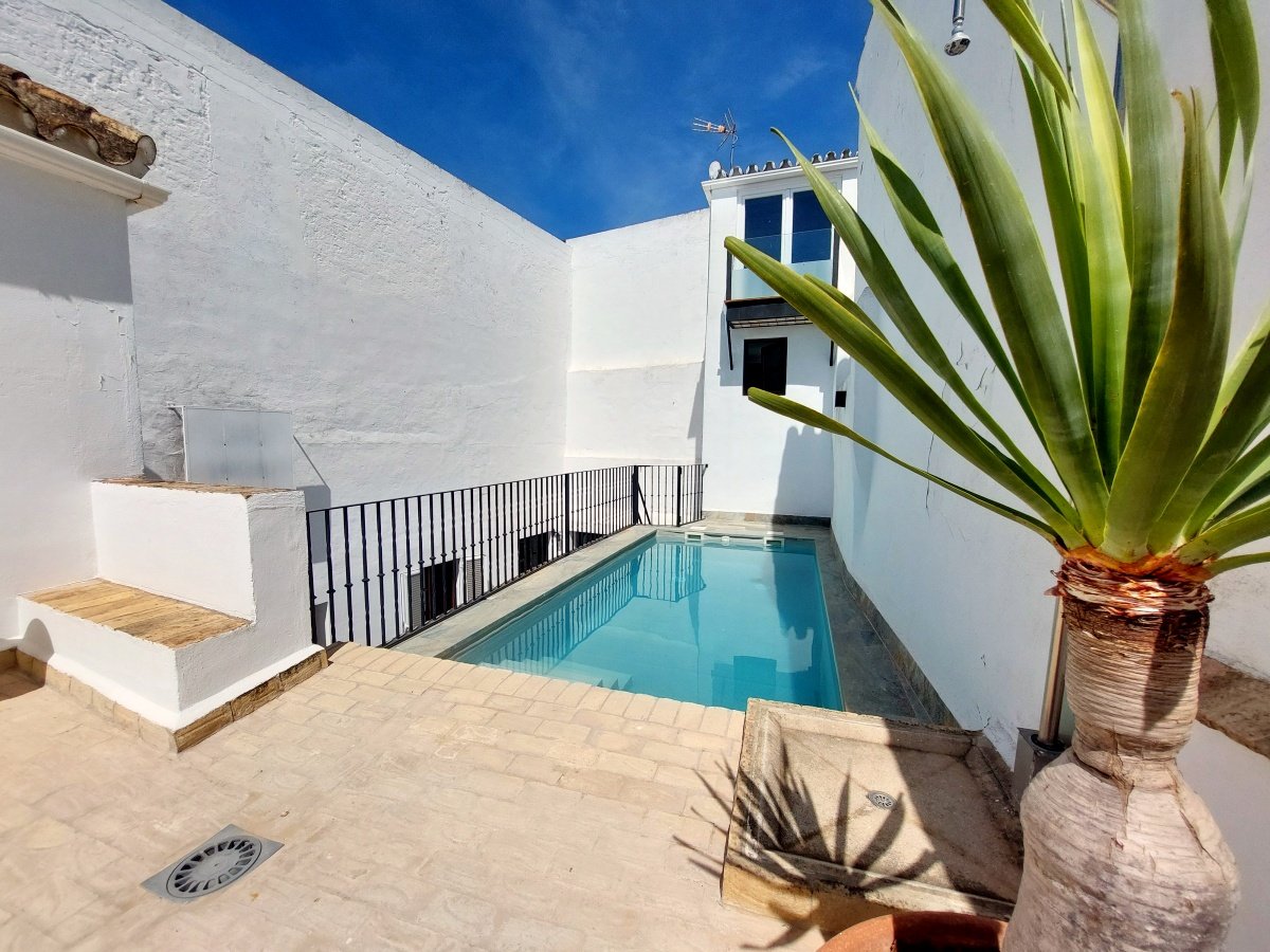 Andaluz Homes