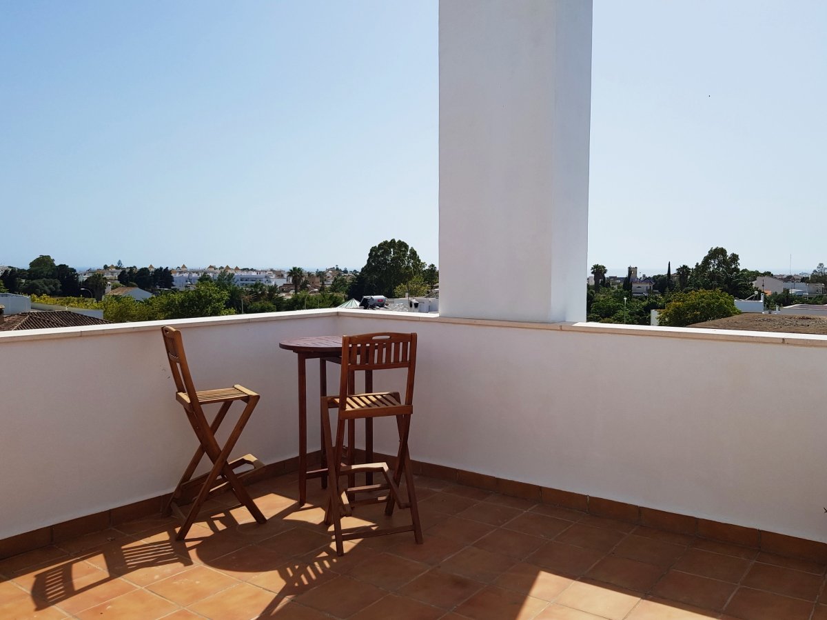 Andaluz Homes