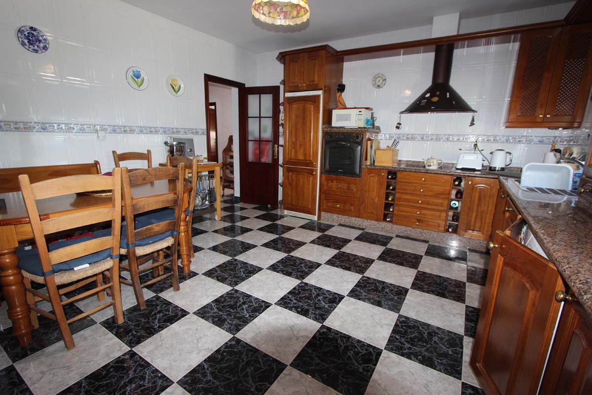 Andaluz Homes