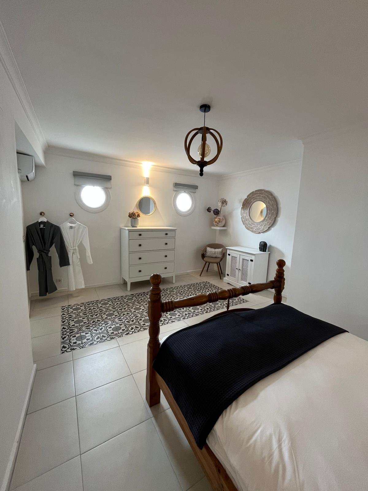 Andaluz Homes