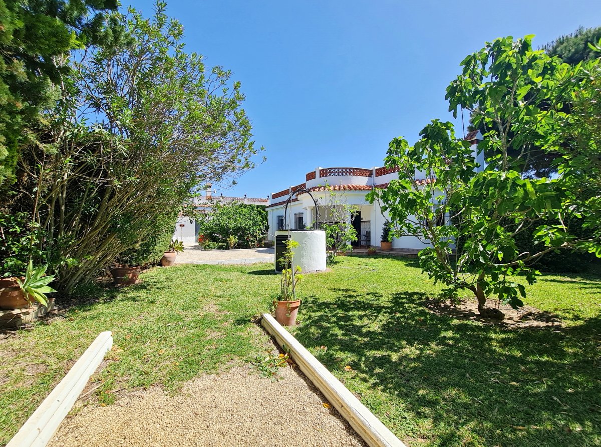 Andaluz Homes