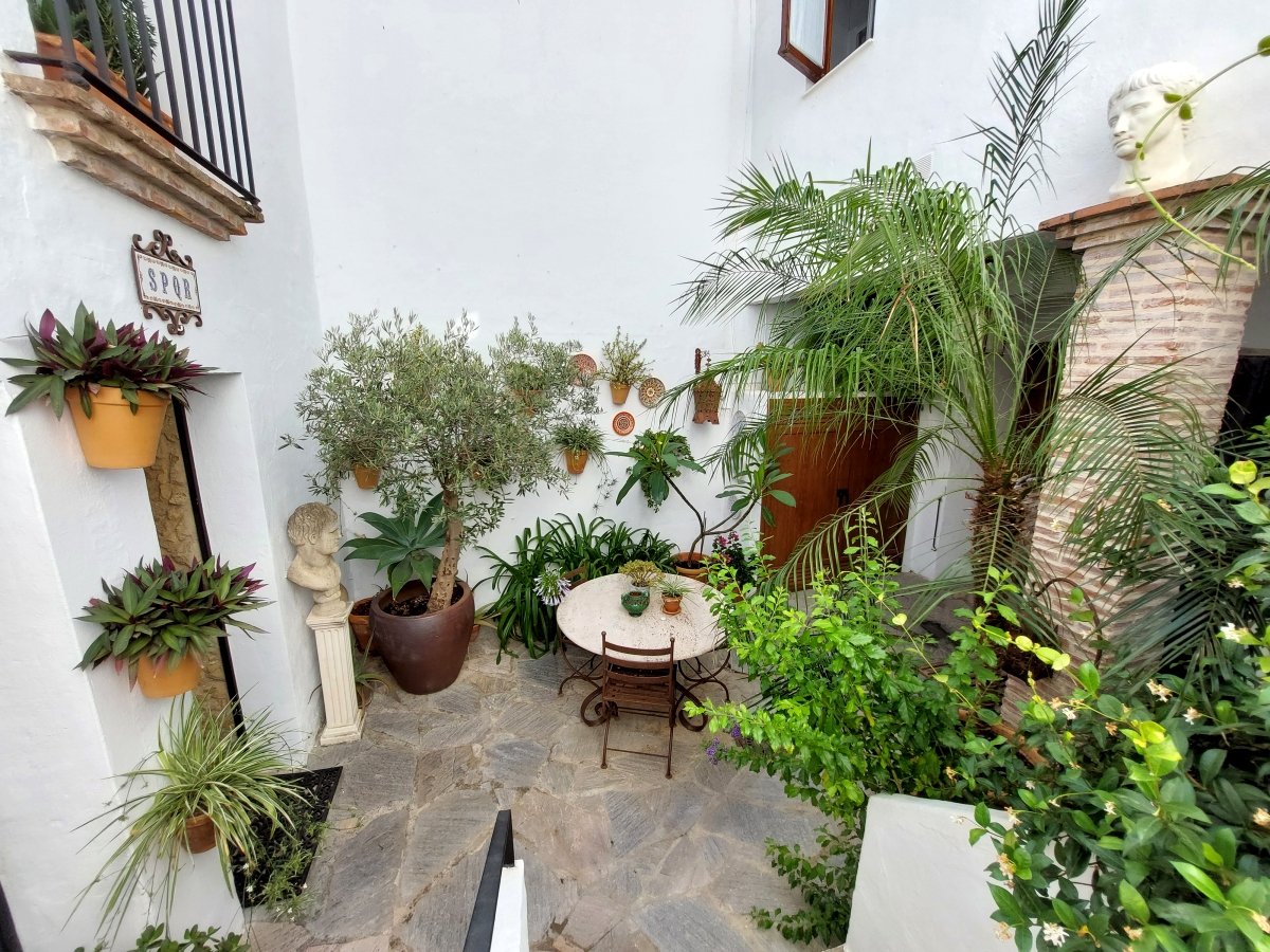 Andaluz Homes