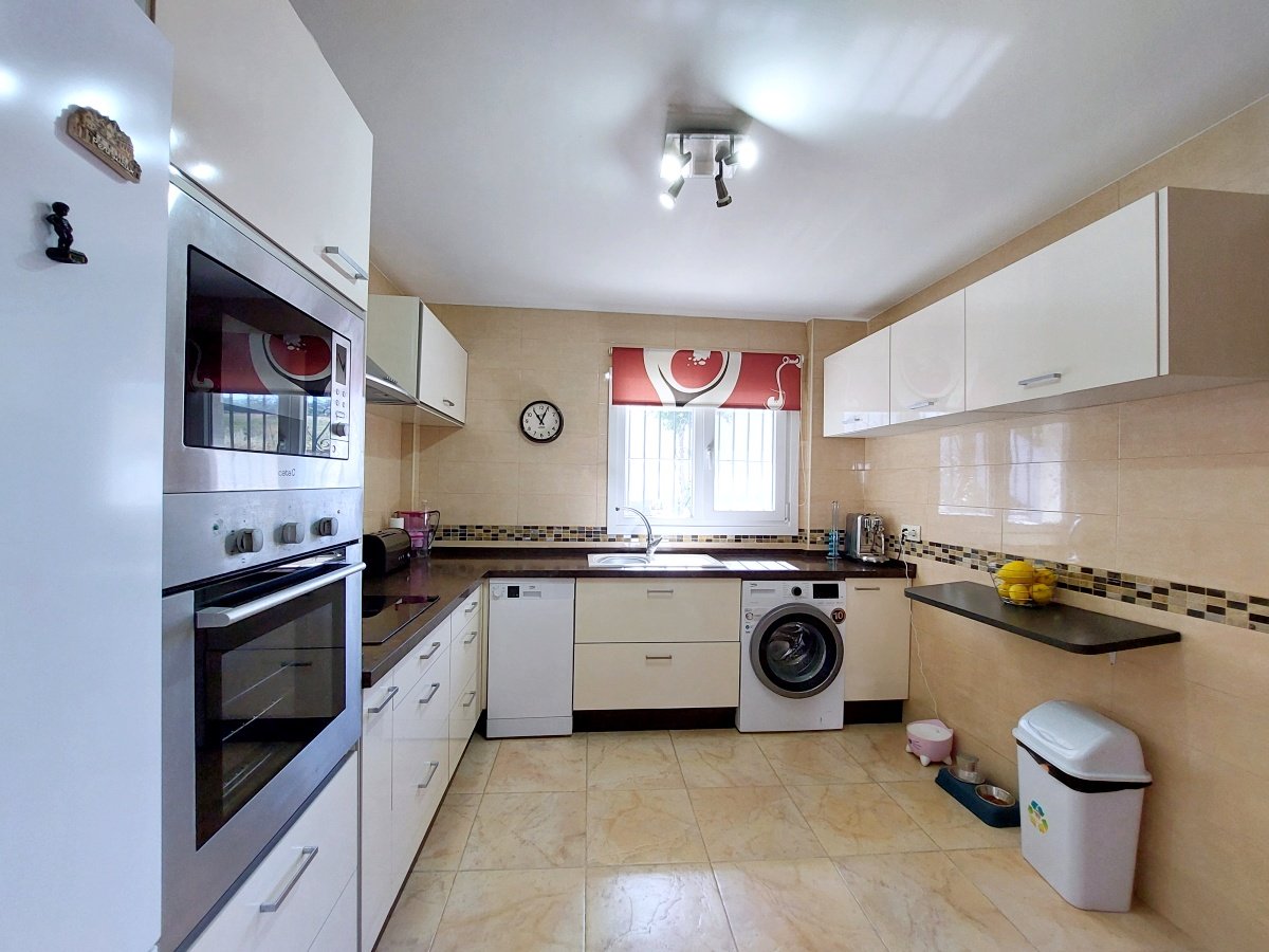 Andaluz Homes