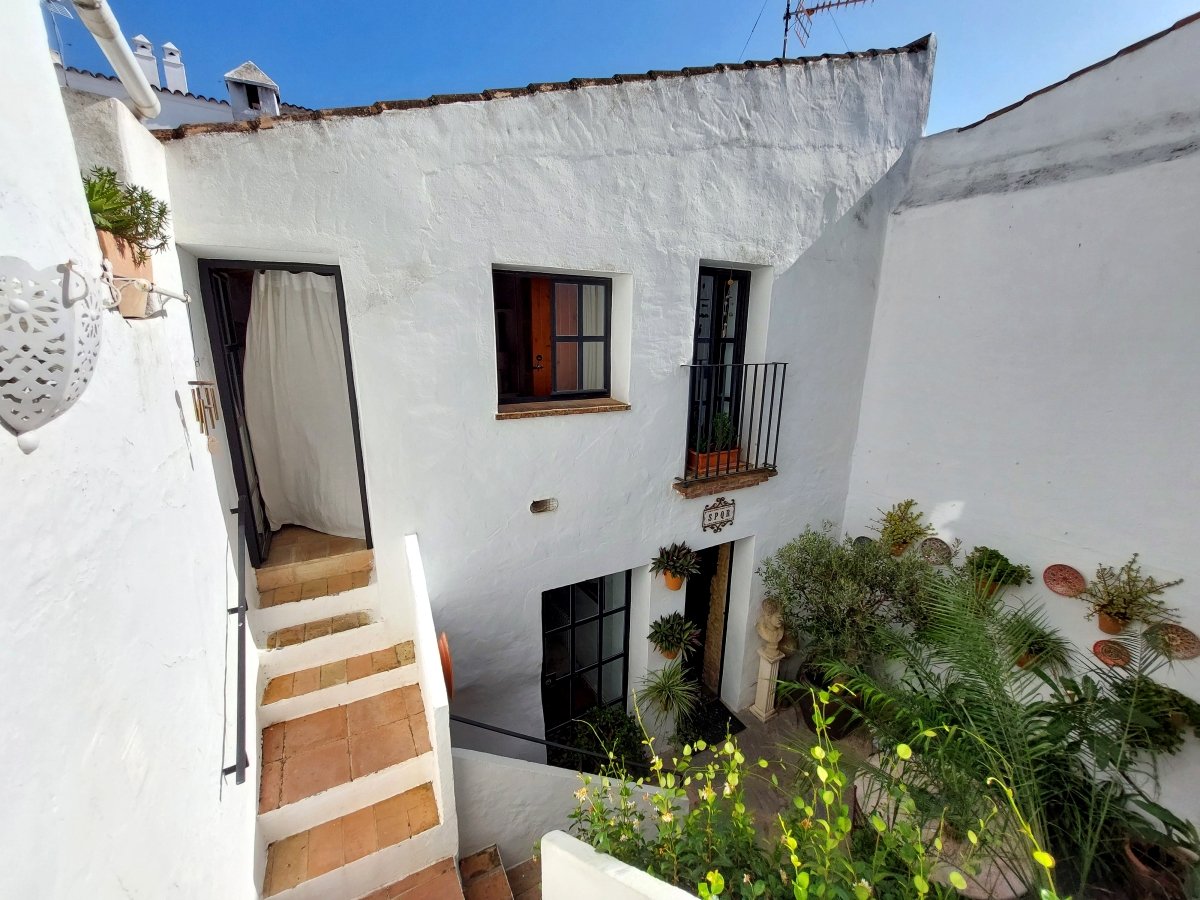 Andaluz Homes