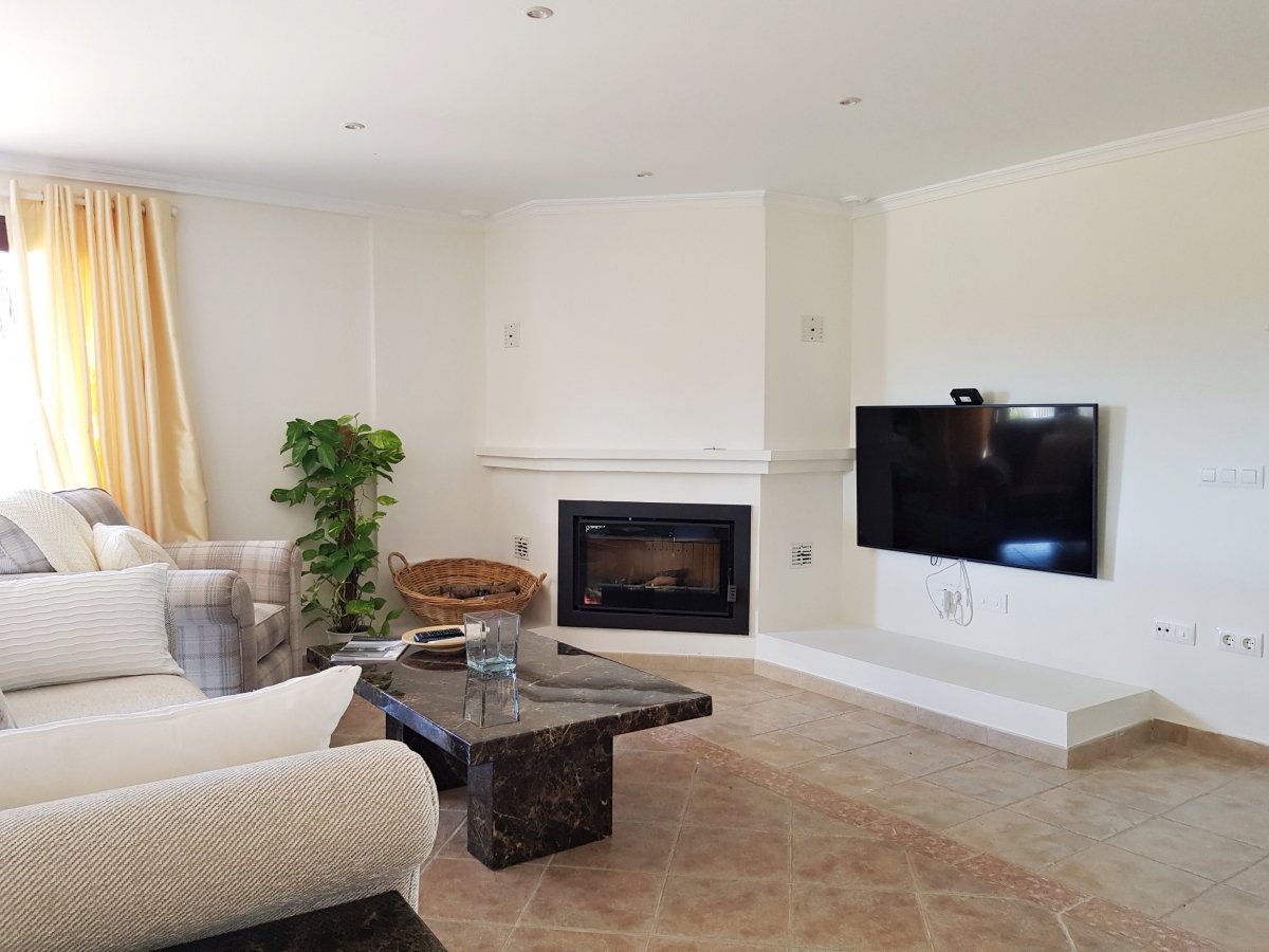 Andaluz Homes
