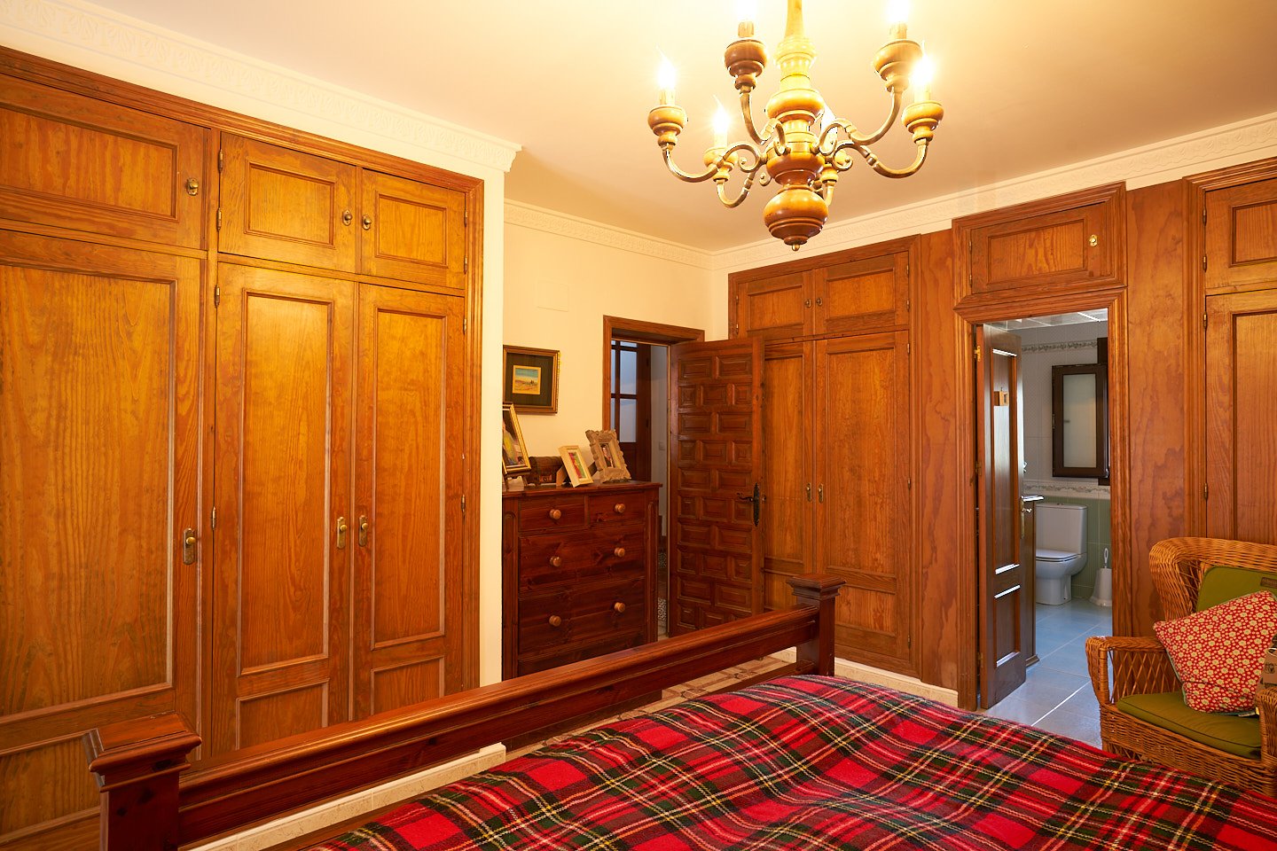 Andaluz Homes