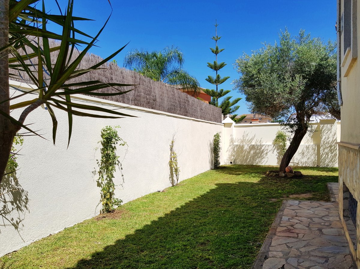 Andaluz Homes