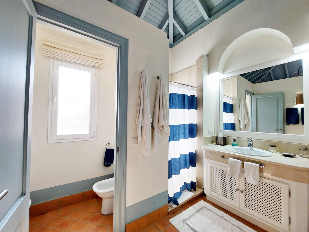 Andaluz Homes
