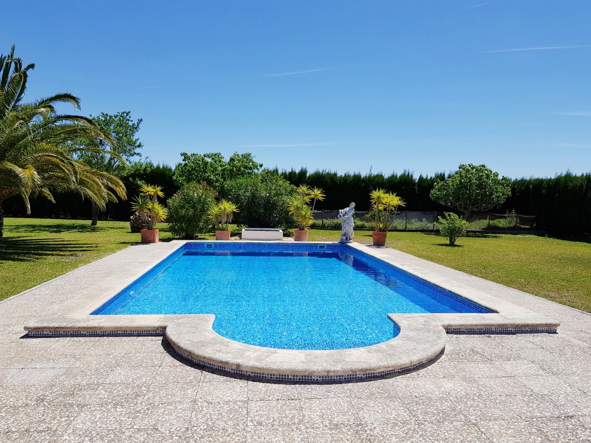 Andaluz Homes