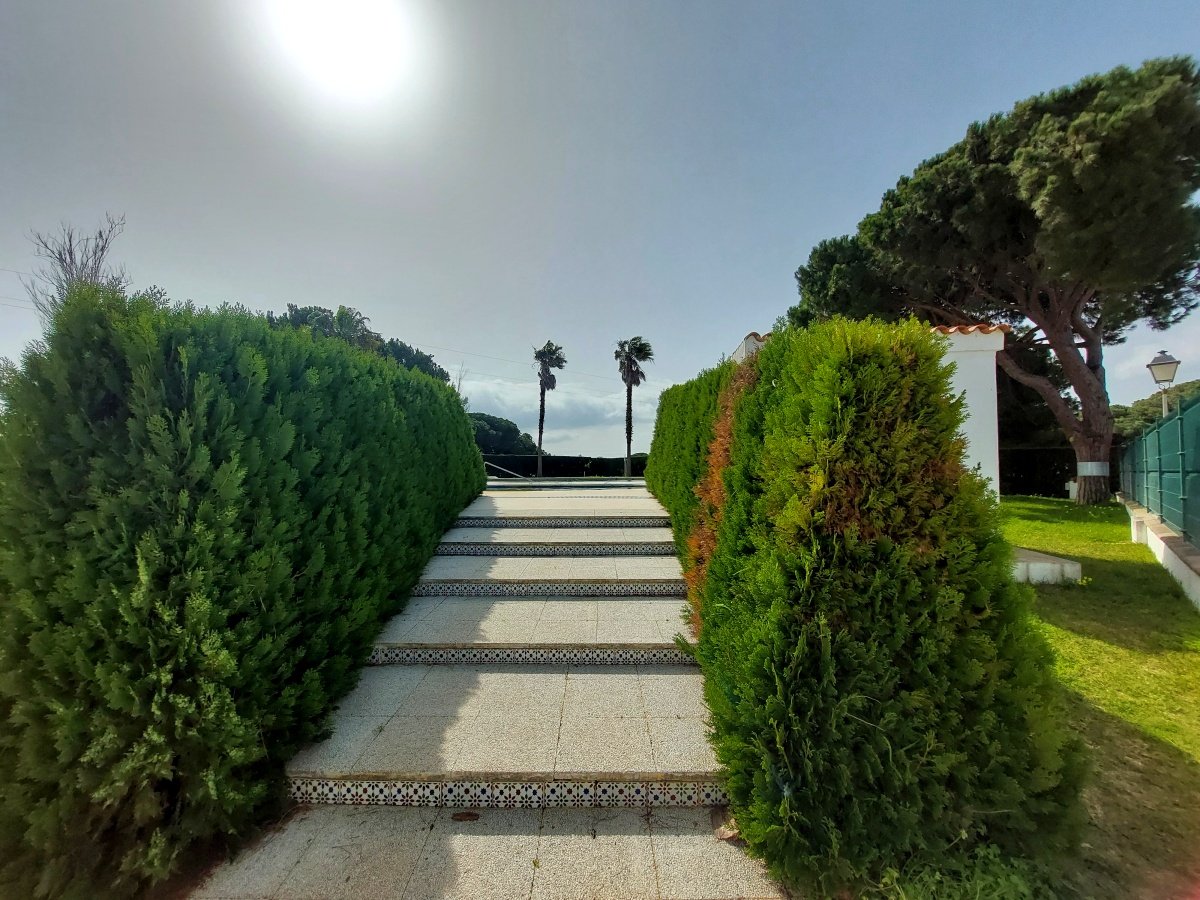 Andaluz Homes