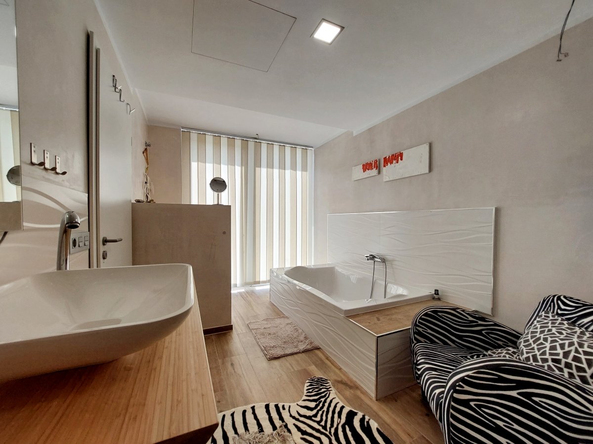 Andaluz Homes