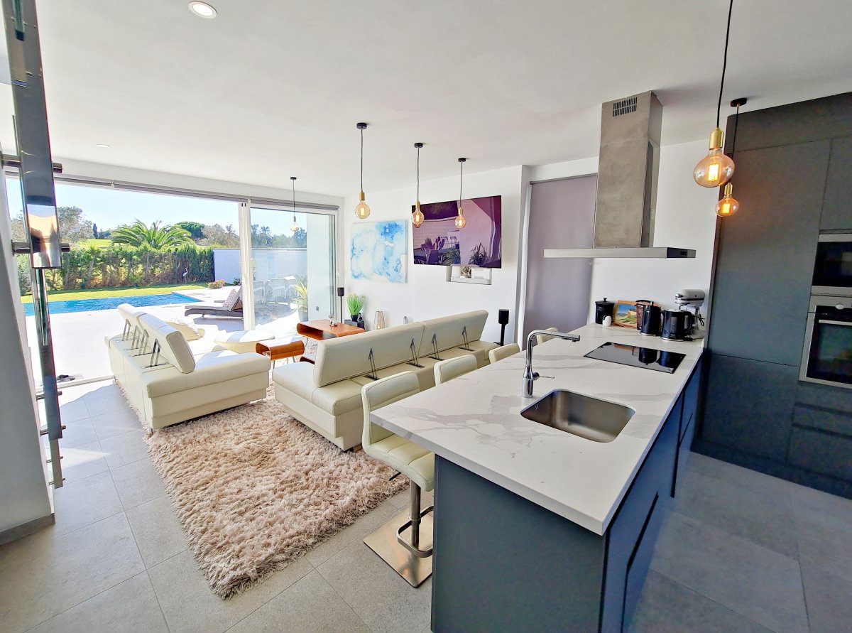 Andaluz Homes
