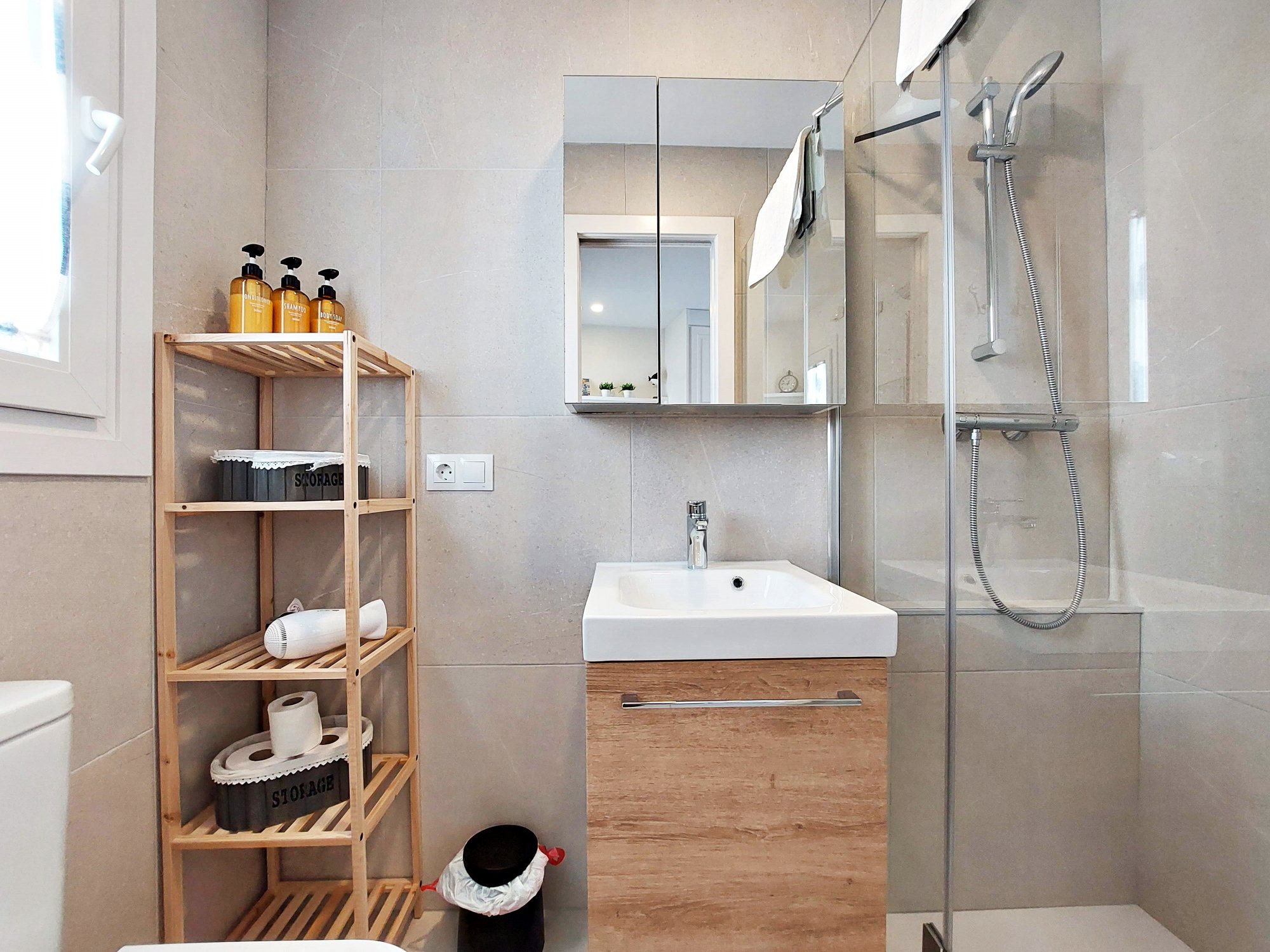 Andaluz Homes