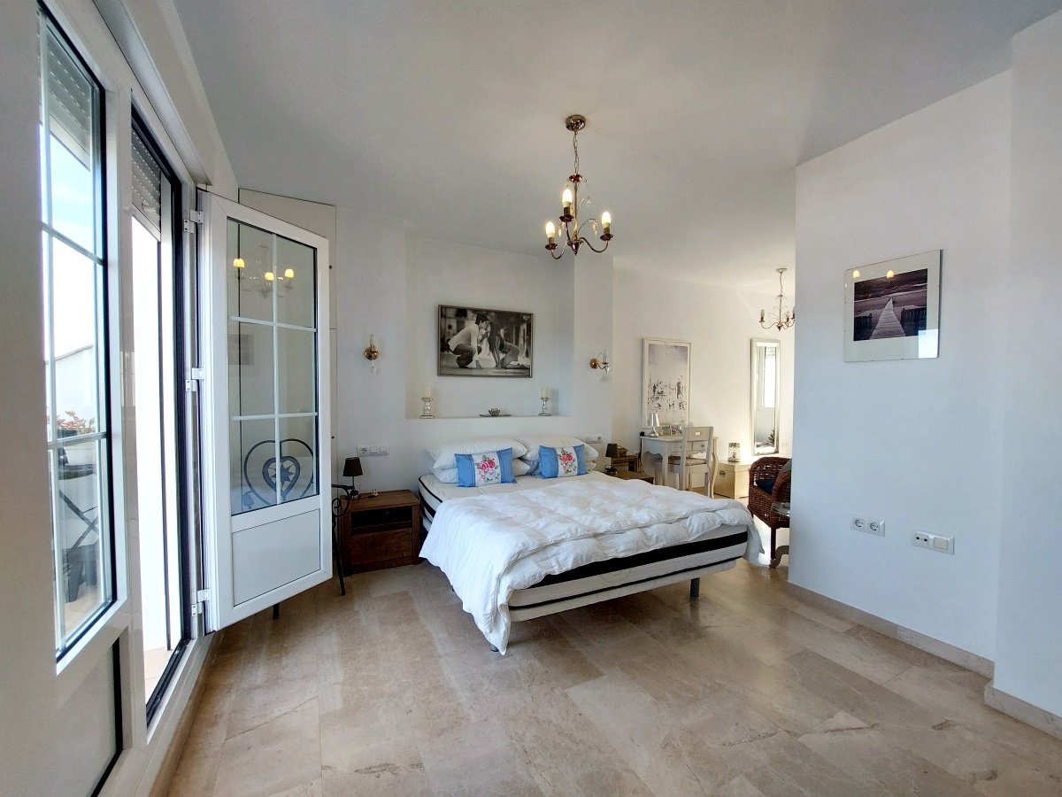 Andaluz Homes