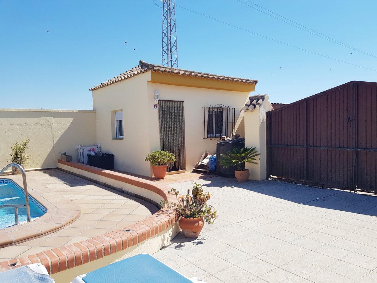 Andaluz Homes